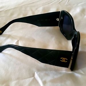 Chanel Sunglasses Black Square Classics! 🖤🕶️